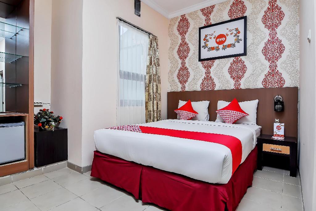 Oyo 897 D'Dhave Hotel