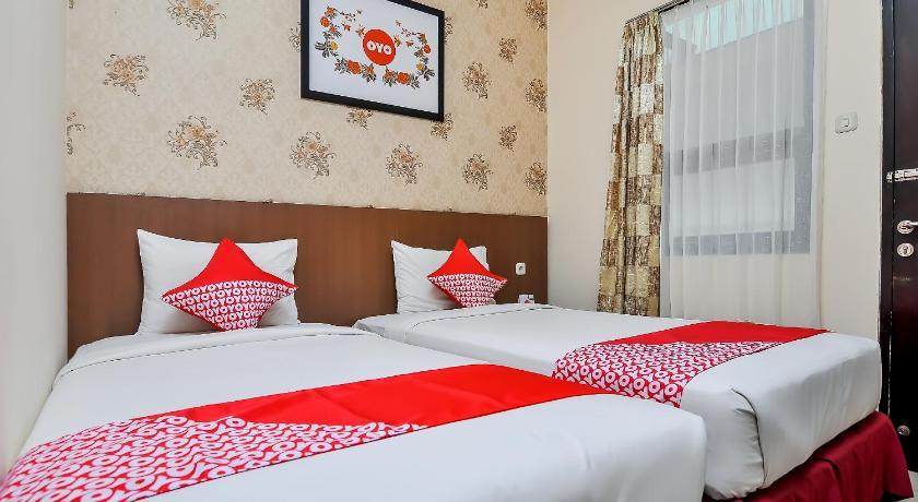 Oyo 897 D'Dhave Hotel