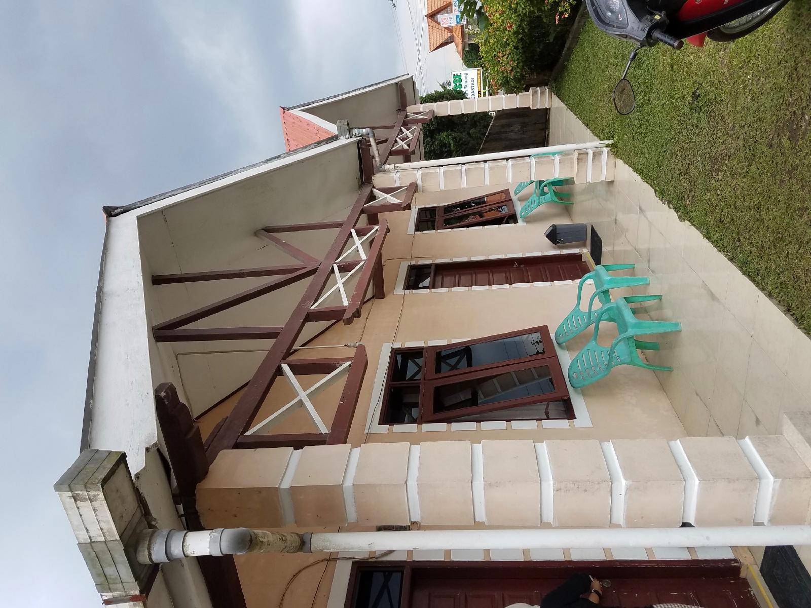 Villa Keluarga Bre Batunanggar