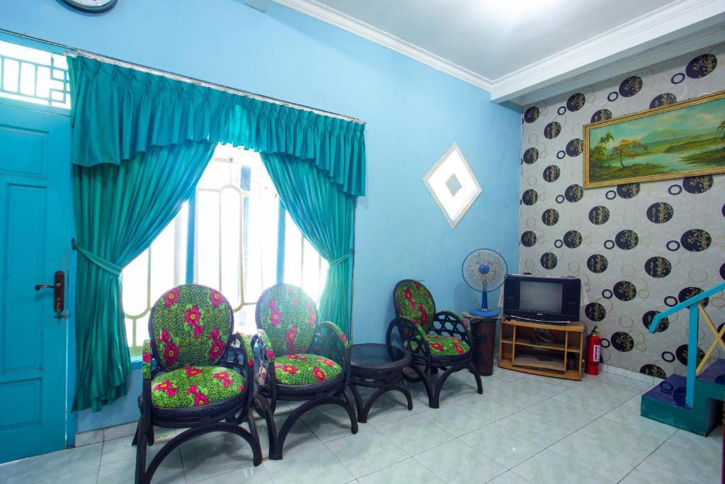 Hotel Budi by OYO Rooms
