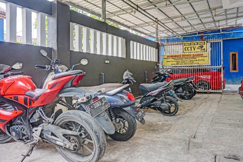 Nurmega Jaya by OYO Rooms
