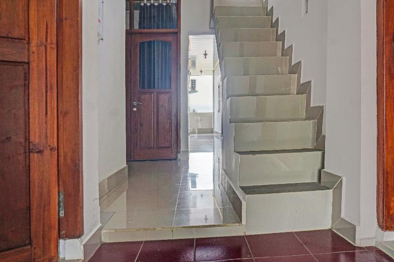 Nurmega Jaya by OYO Rooms