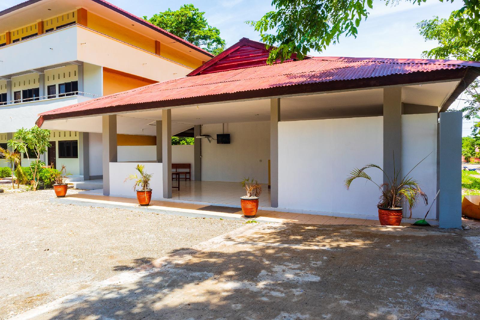 Citra Palm Residence by OYO Rooms