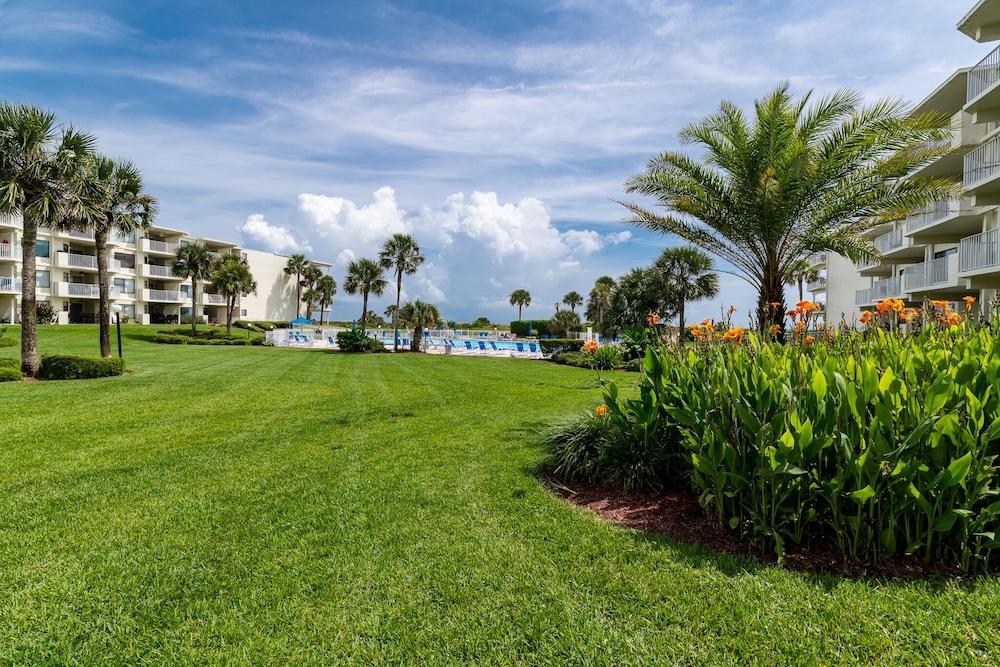 Colony Reef Club