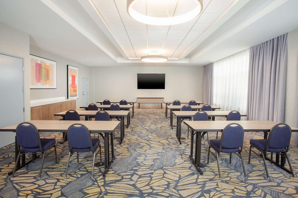 Homewood Suites by Hilton Broomfield Boulder