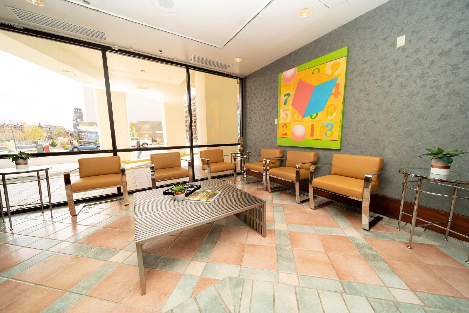 Reno Suites