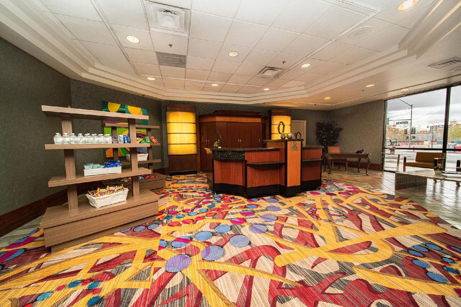 Reno Suites