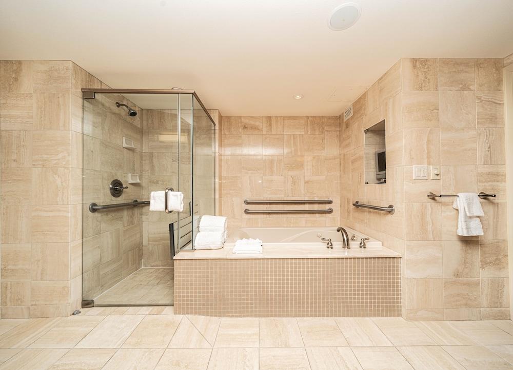 Reno Suites