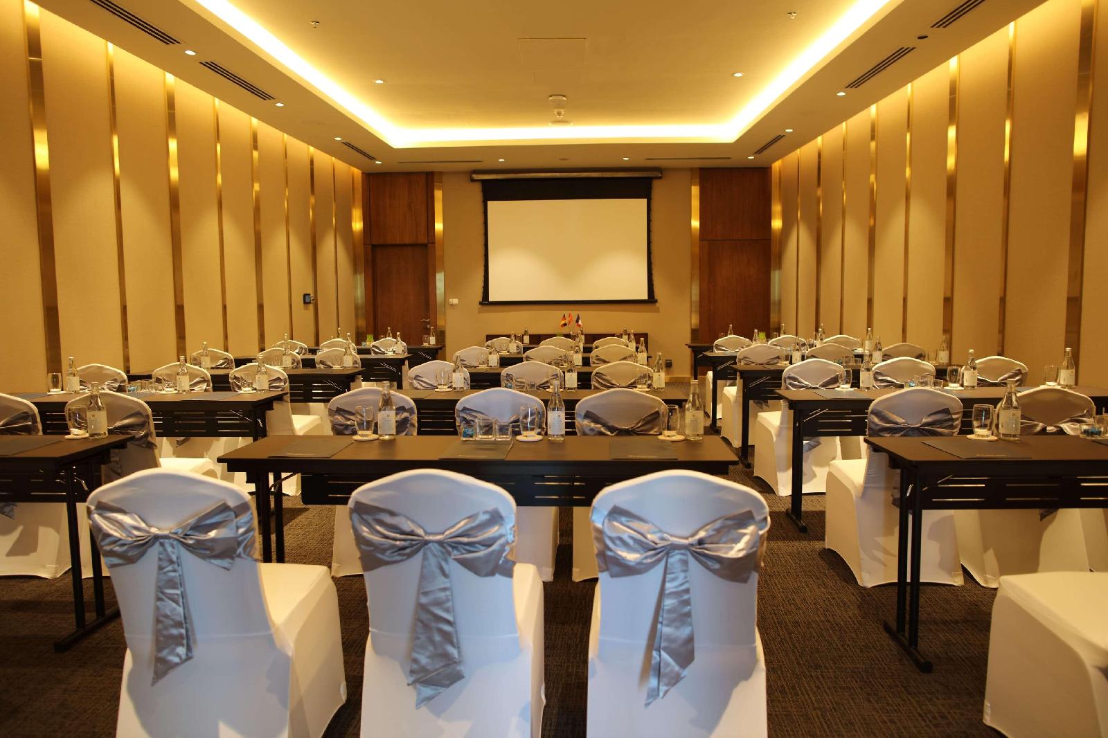 Wyndham Grand KN Paradise Cam Ranh
