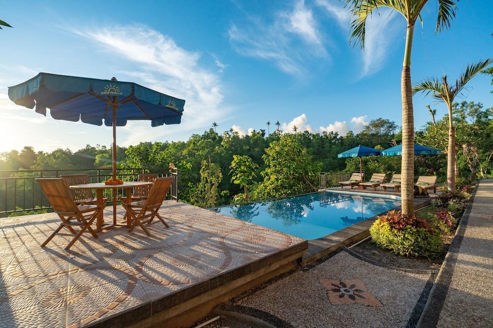Penida Sunrise Hill
