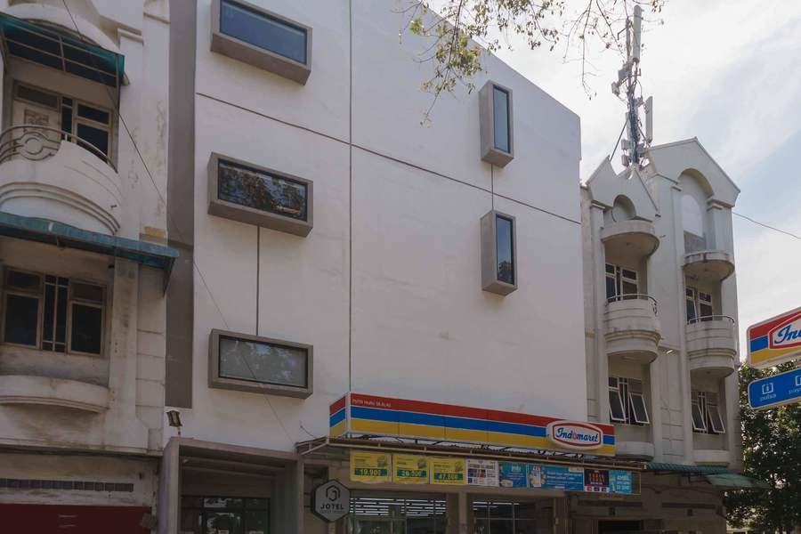 Jotel Guest House By RedDoorz