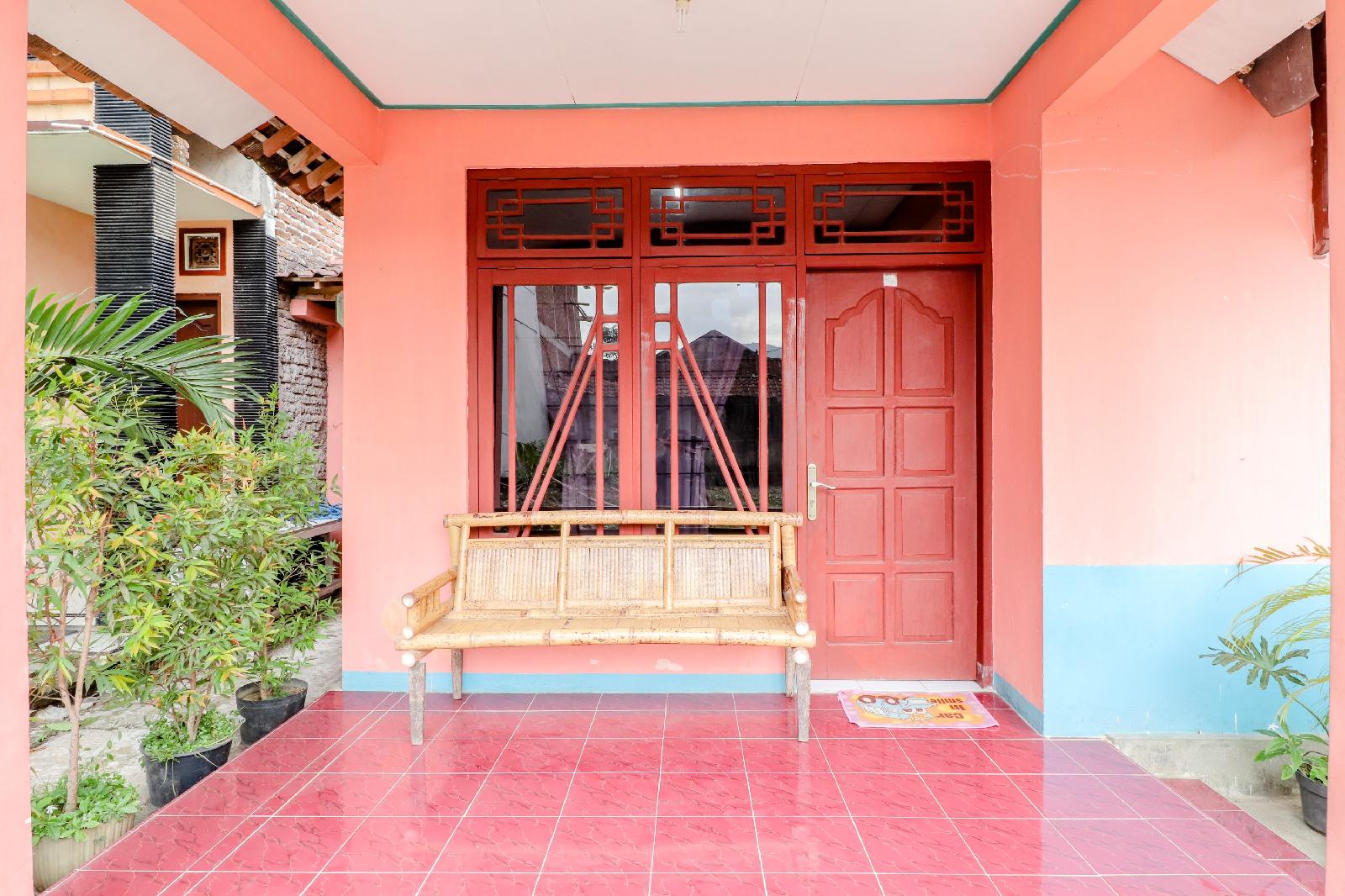 Homestay Penginapan Anita