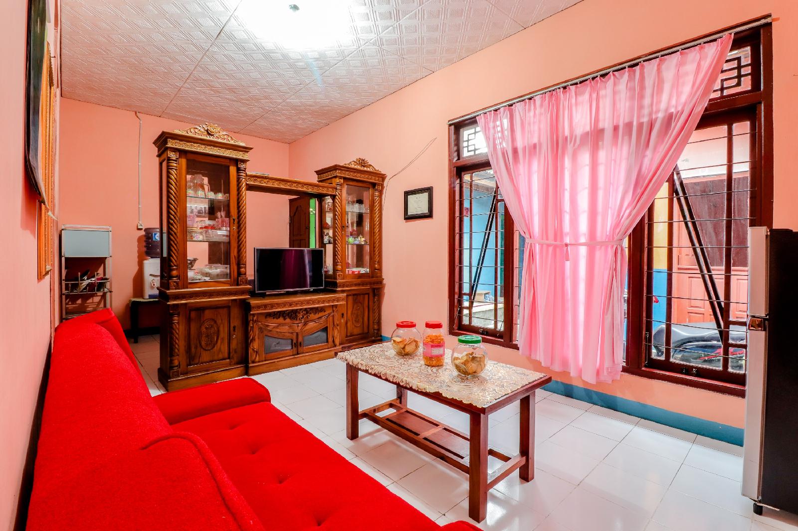 Homestay Penginapan Anita