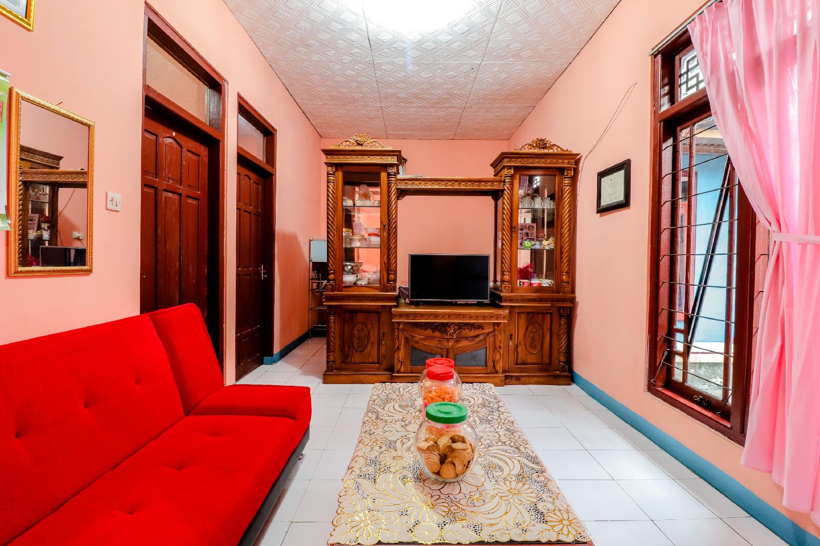 Homestay Penginapan Anita