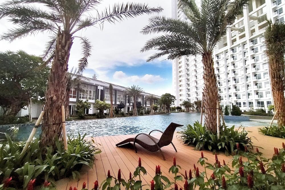 Harris Suites Puri Mansion