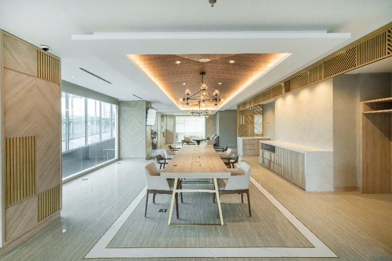 Harris Suites Puri Mansion