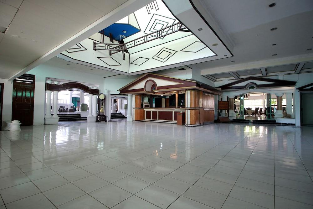 Hotel Rio by OYO Rooms