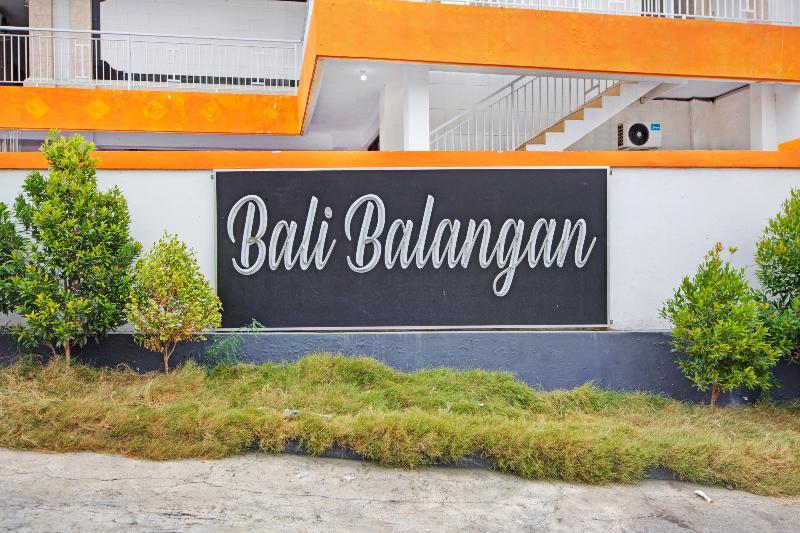 RedDoorz Near Balangan Beach Bali