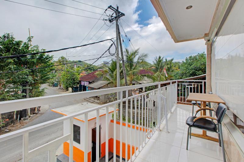 RedDoorz Near Balangan Beach Bali