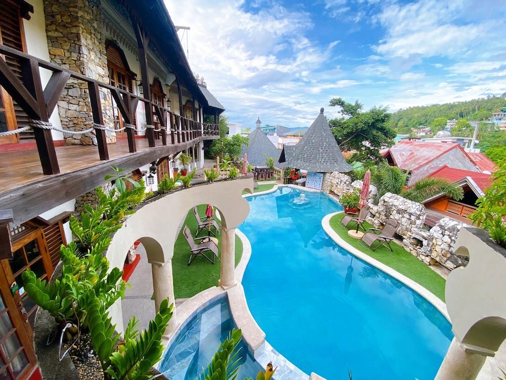 Tropicana Castle