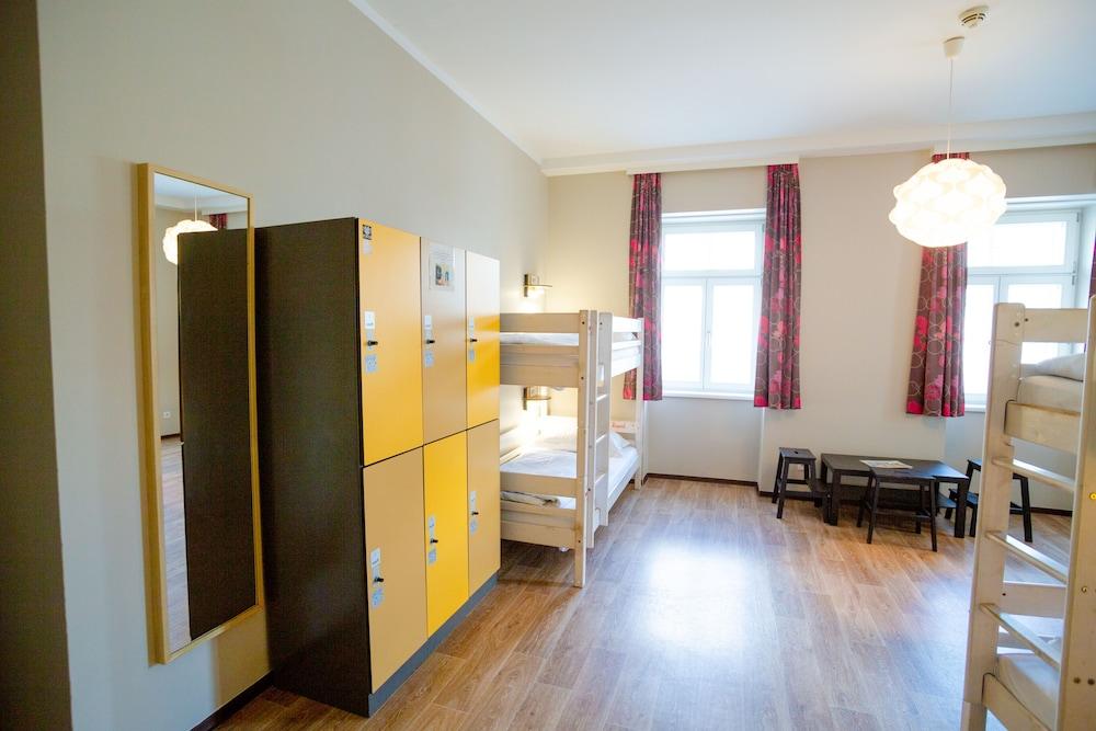 Wombats City Hostel - The Naschmarkt