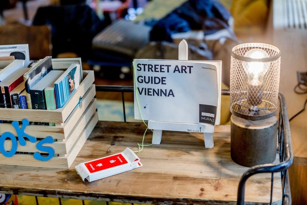 Wombats City Hostel - The Naschmarkt