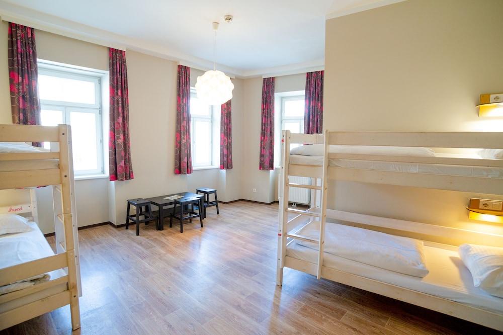 Wombats City Hostel - The Naschmarkt