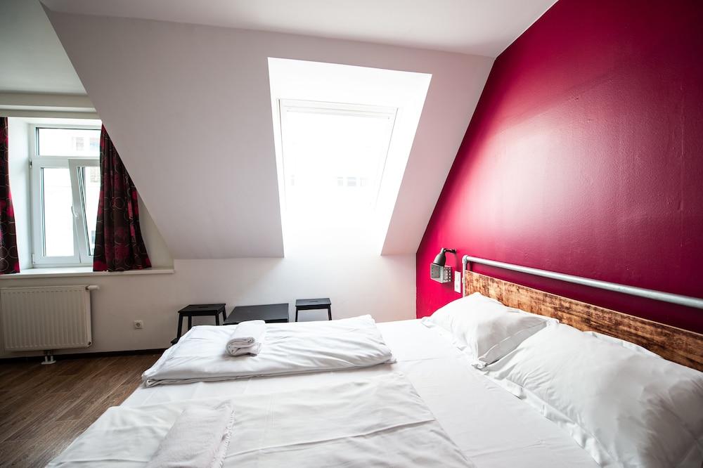 Wombats City Hostel - The Naschmarkt