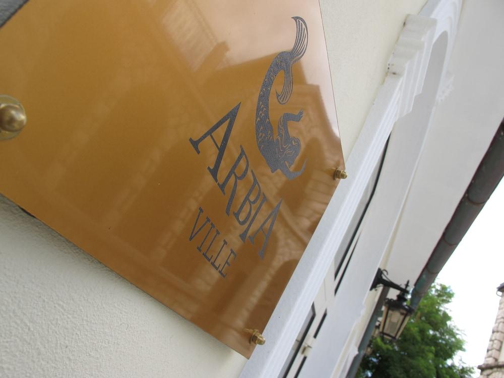 Villas Arbia-Margita