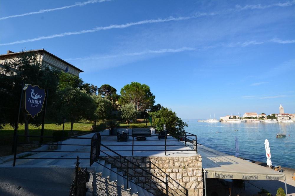 Villas Arbia-Margita