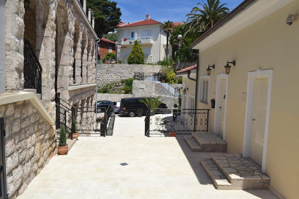 Villas Arbia-Margita