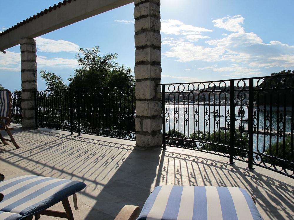 Villas Arbia-Margita