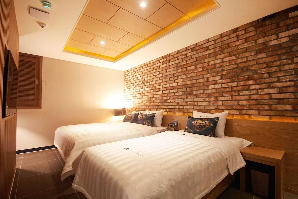 Hotel Able