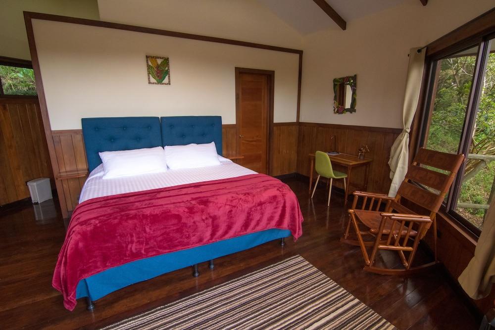 Koora Hotel
