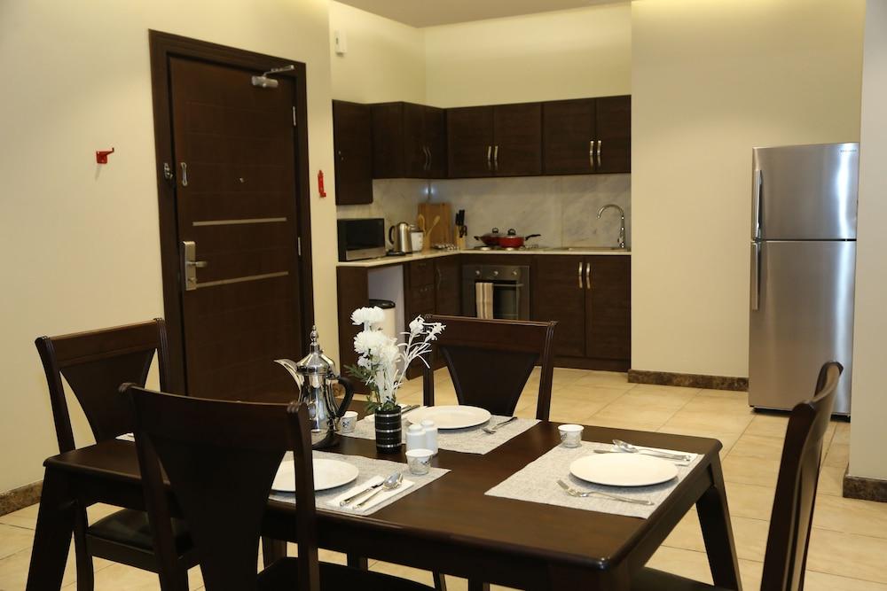 Bayat Suites by Cristal