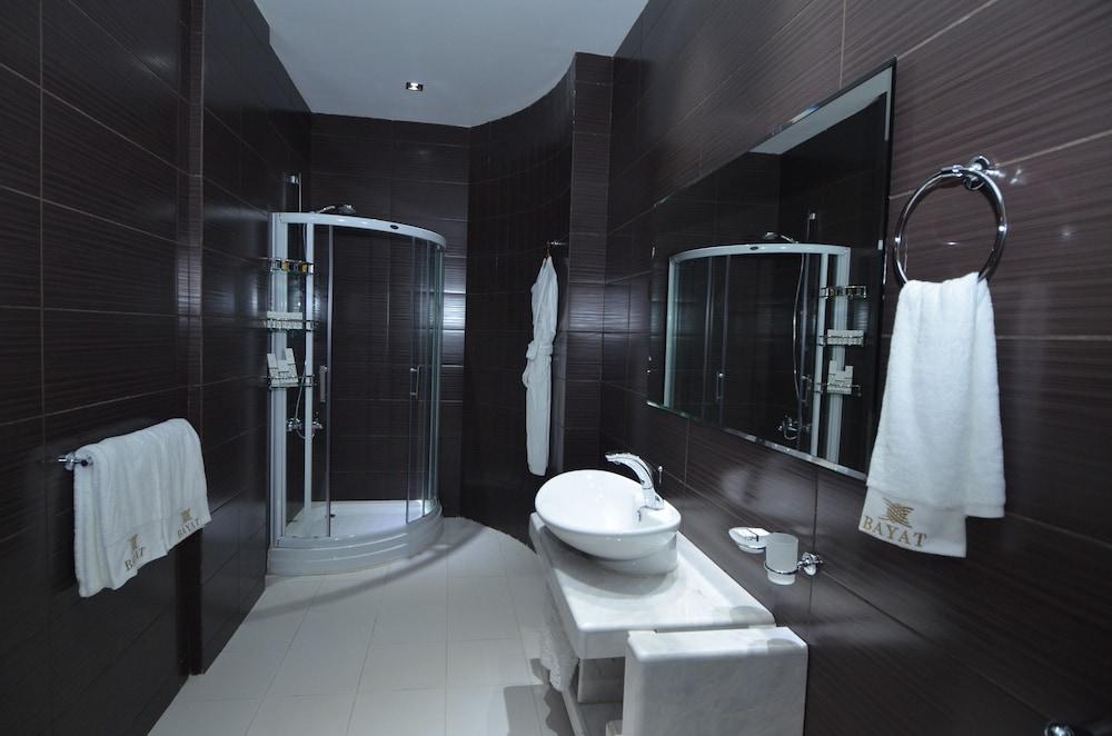Bayat Suites by Cristal