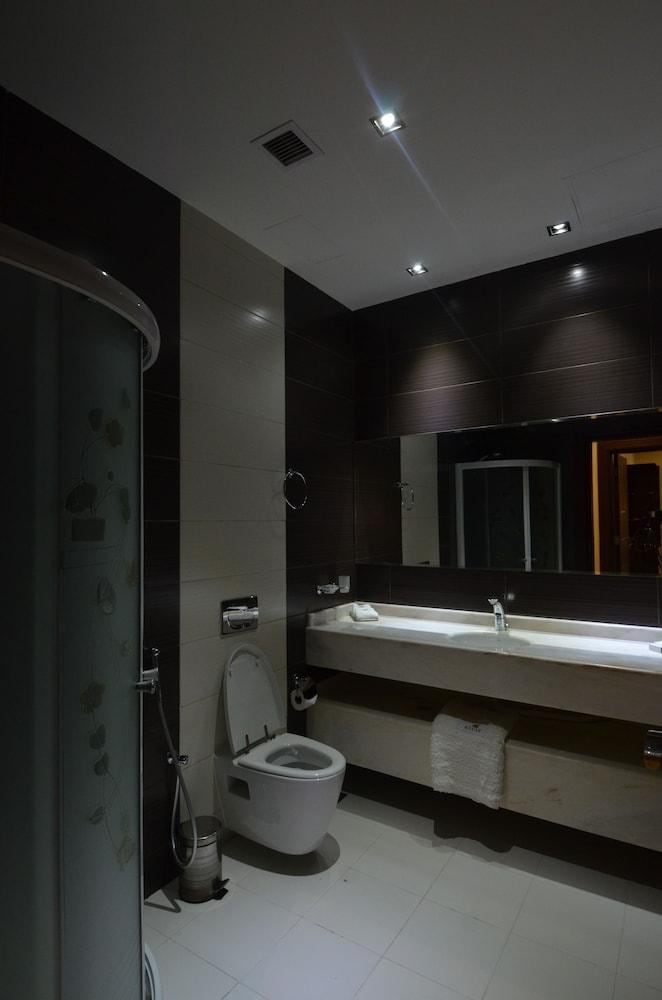 Bayat Suites by Cristal