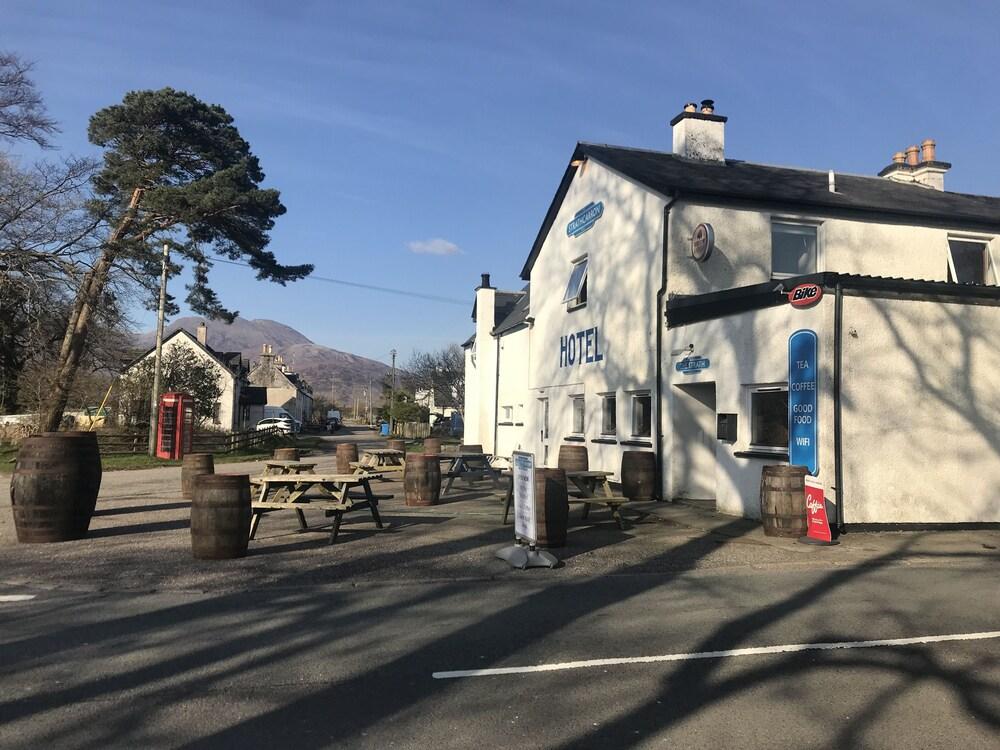 The Strathcarron Hotel