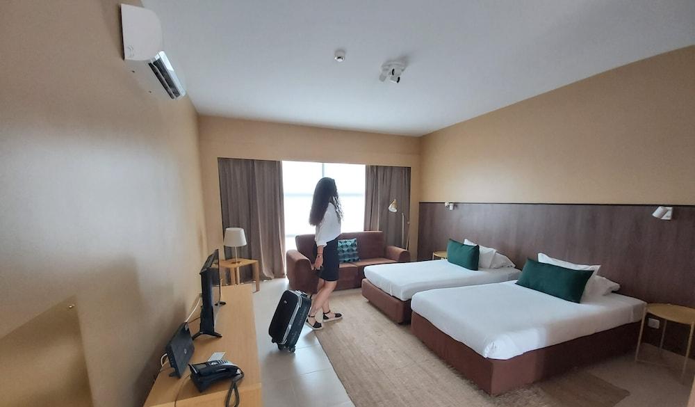 LH Palmela Apartamentos & Golf