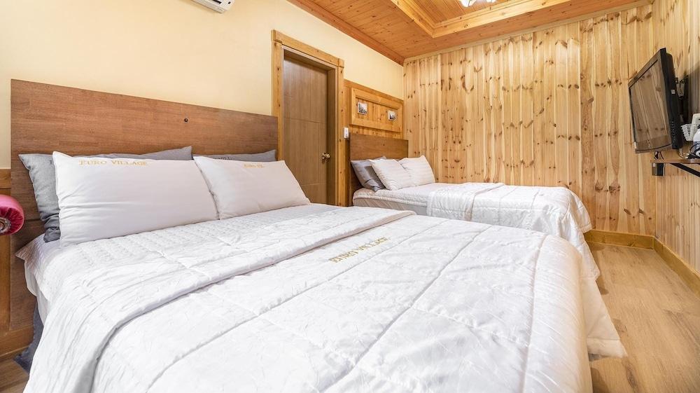 Gyeongju Euro Vill Spa Pension
