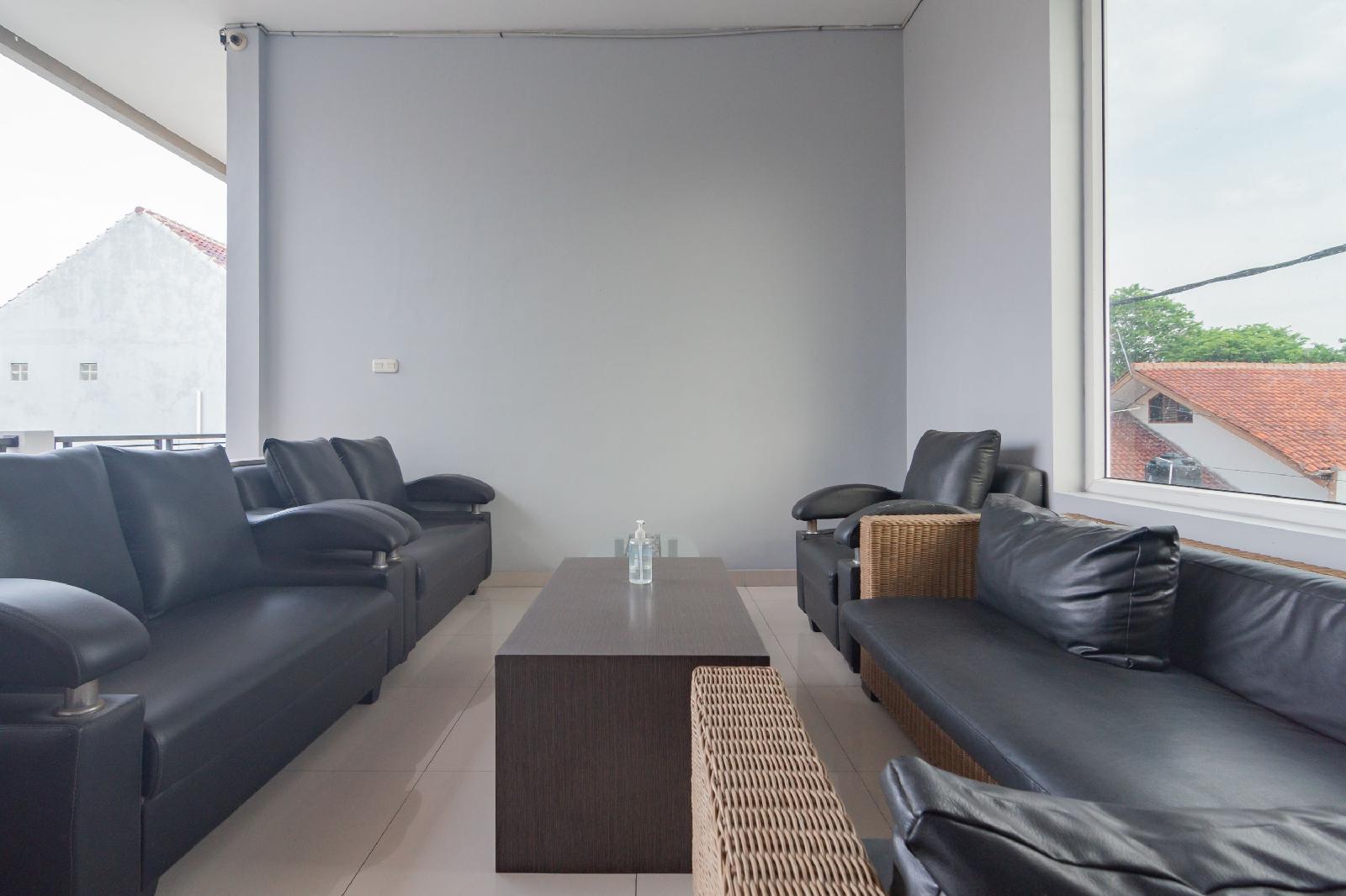 OYO 1337 Executive Residence Syariah