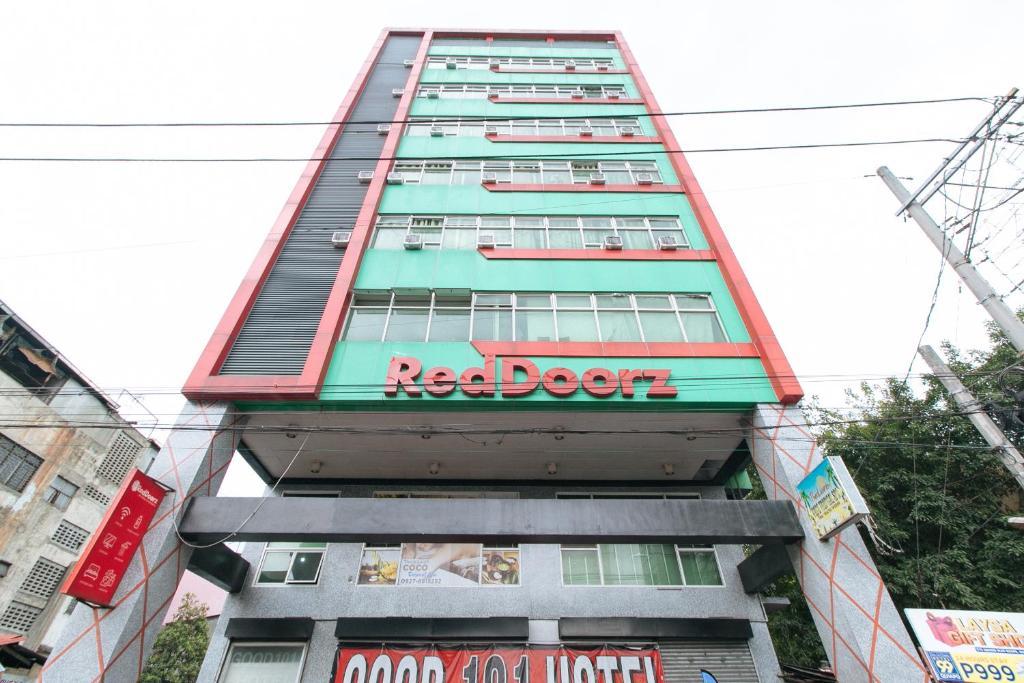 Good 101 Hotel by RedDoorz