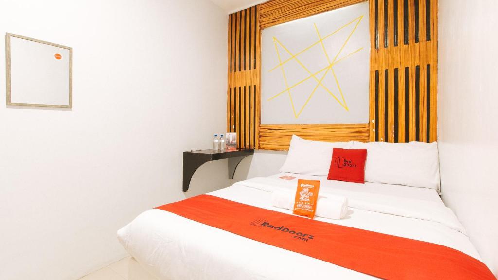 Good 101 Hotel by RedDoorz