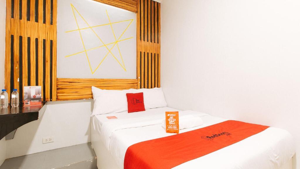Good 101 Hotel by RedDoorz