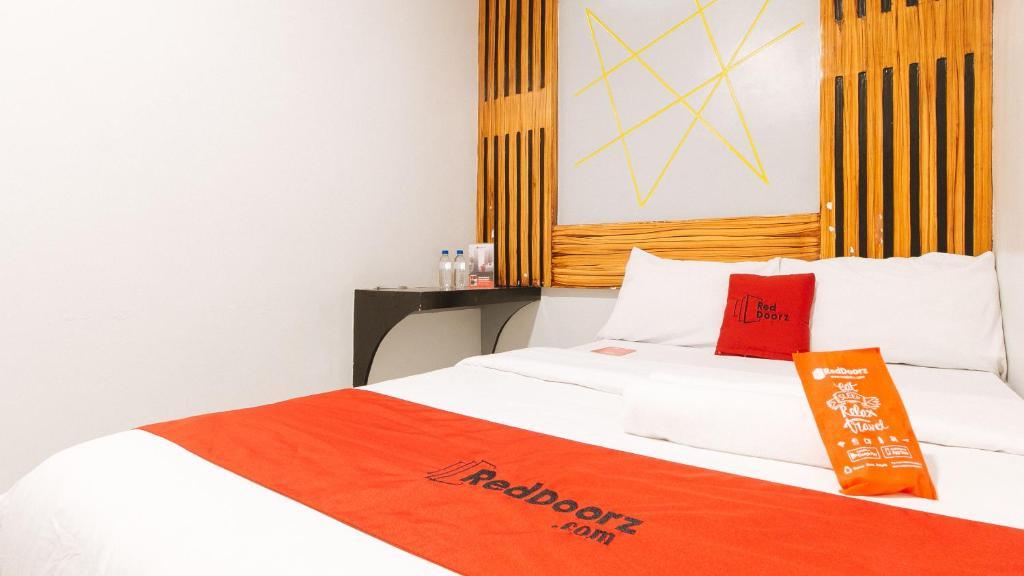 Good 101 Hotel by RedDoorz