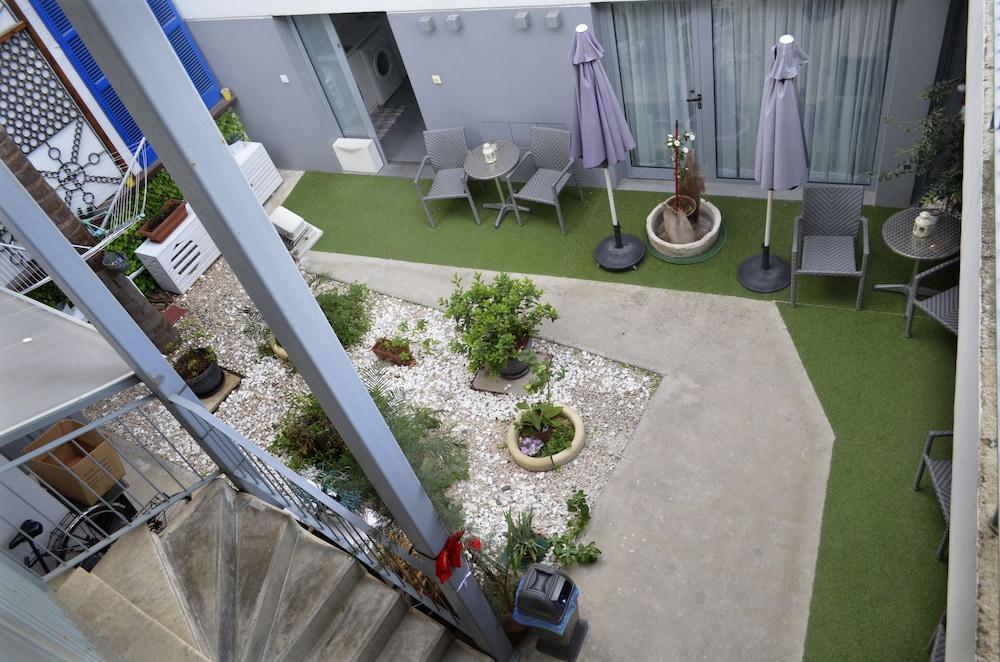 St. Lazaros Studios