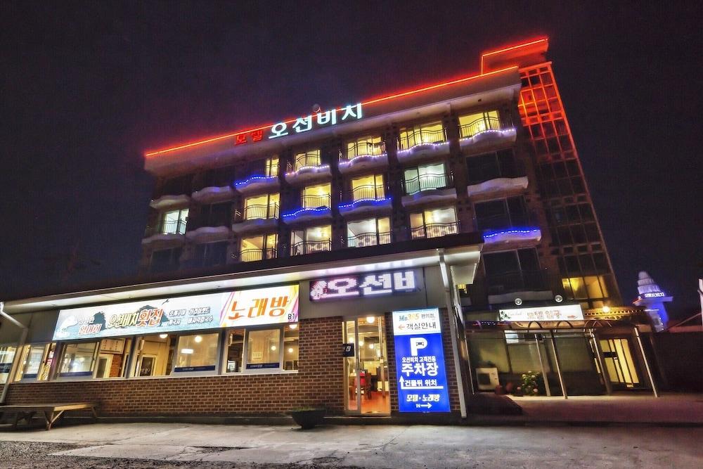 Ocean Beach Motel
