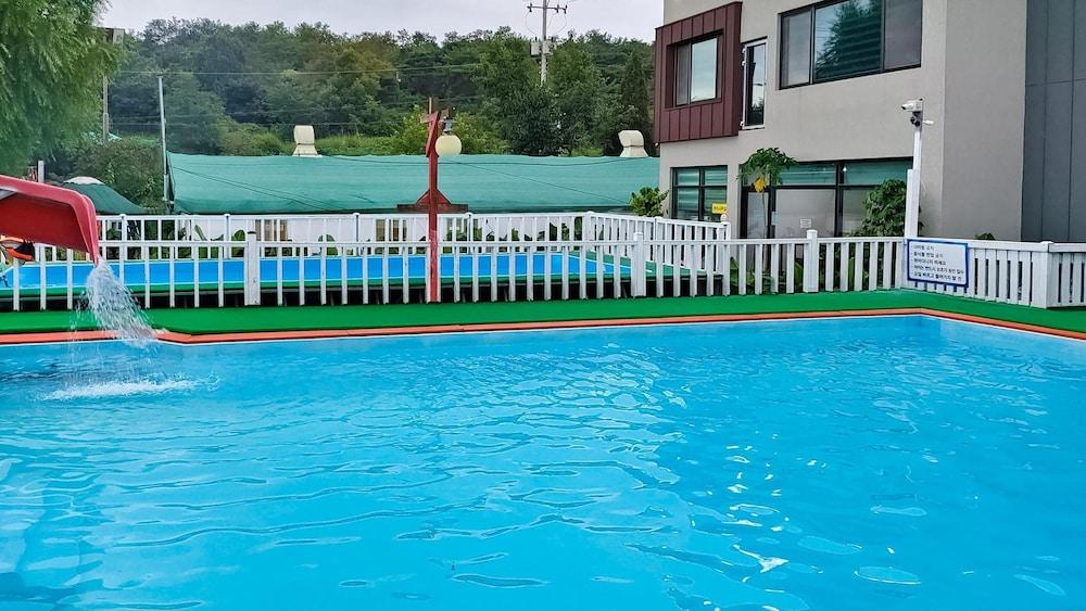 Gyeongju Euro Vill Spa Pension