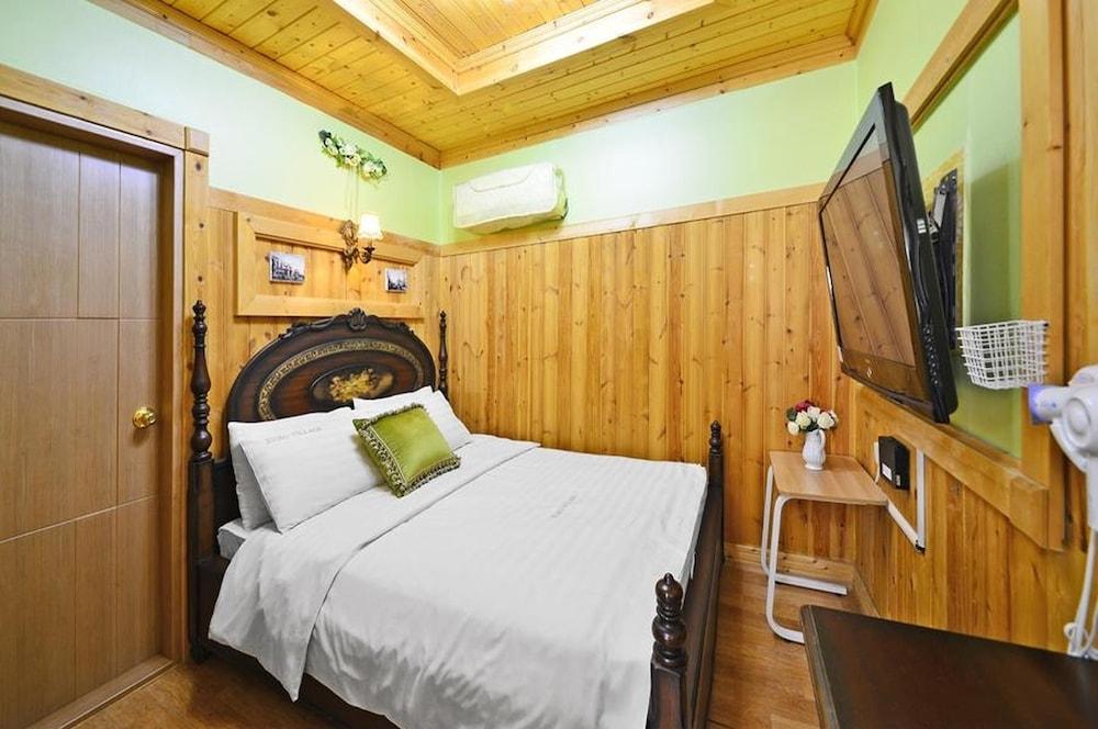 Gyeongju Euro Vill Spa Pension