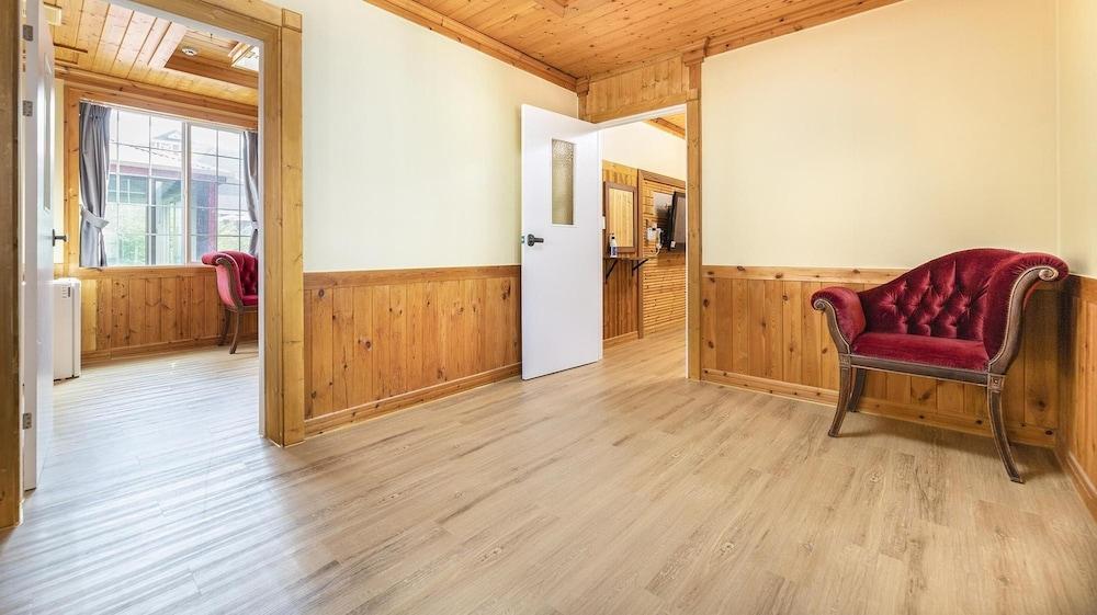 Gyeongju Euro Vill Spa Pension